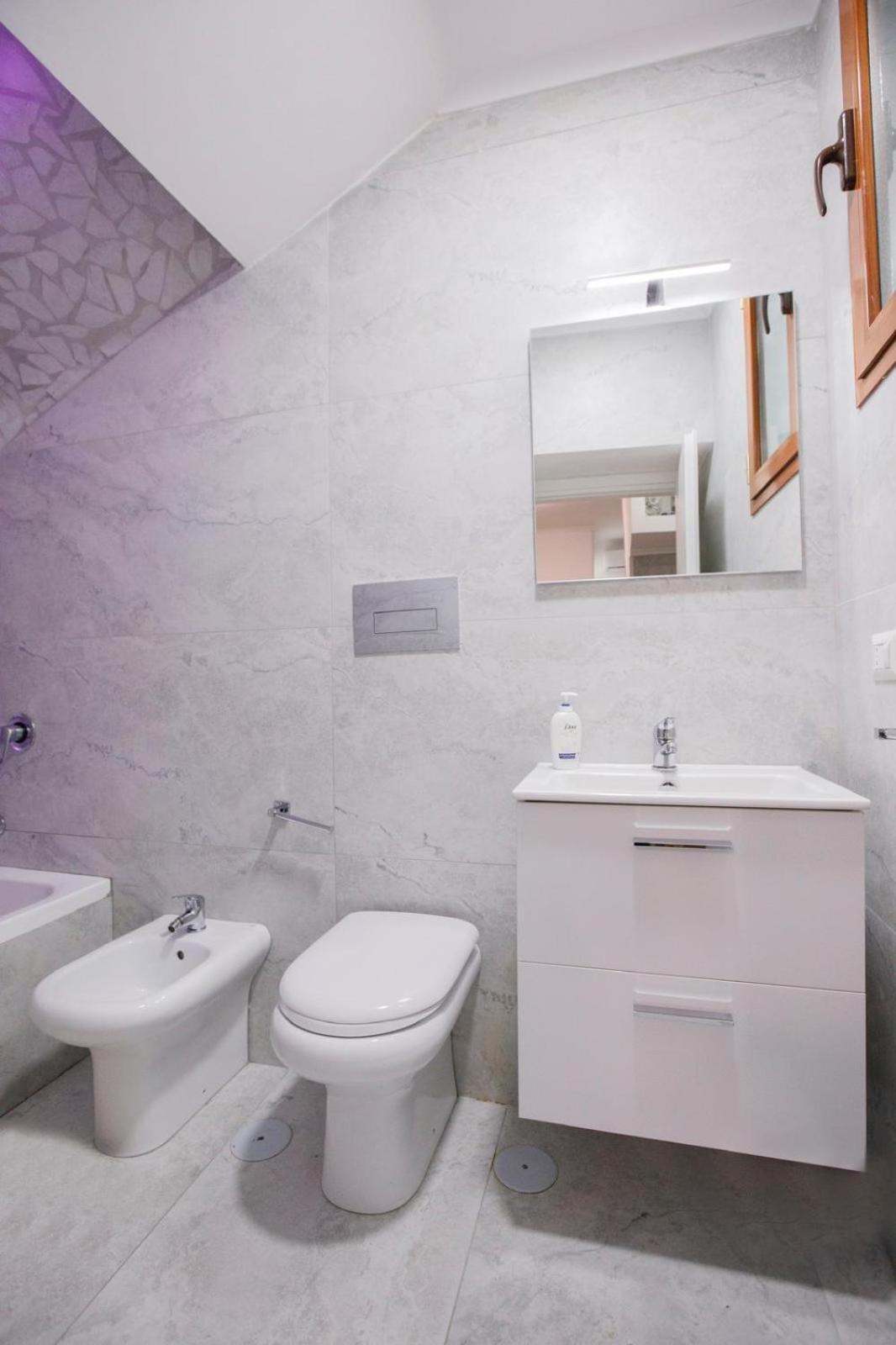 B&B Le Stanze Di Aurora Napoli Exterior foto